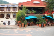 the cultural center of Ajijic and a good restaurant next door are also in the plaza